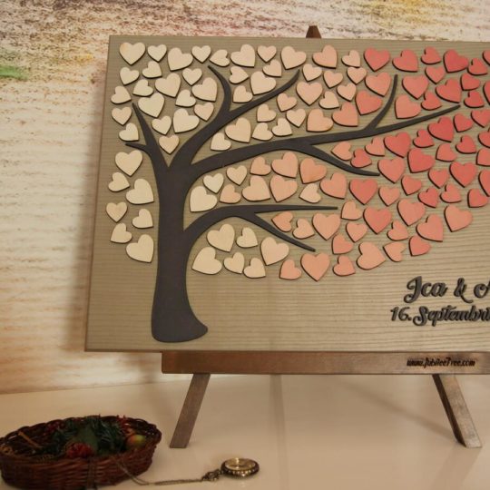 https://www.jubileetree.com/ro/wp-content/uploads/2018/01/Jubilee-Guest-book-alternative-tree-drop-box-sign-in-heart-wood-6-540x540.jpg