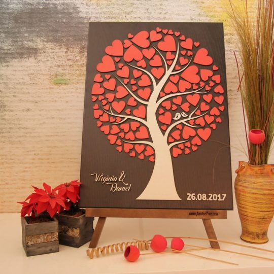 https://www.jubileetree.com/ro/wp-content/uploads/2018/01/Jubilee-Guest-book-wedding-alternative-tree-drop-box-sign-in-heart-wood-22-540x540.jpg