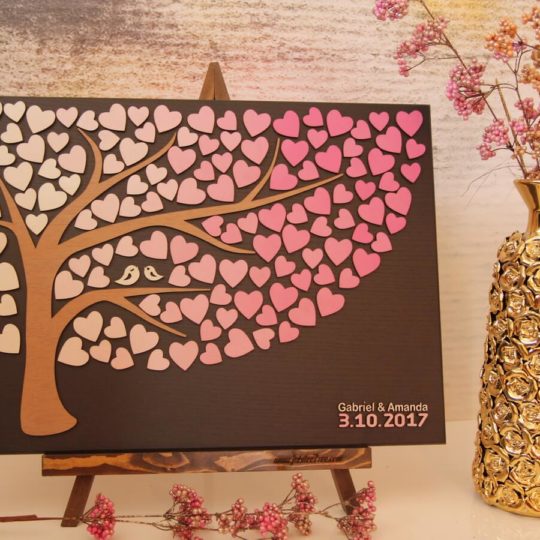 https://www.jubileetree.com/ro/wp-content/uploads/2018/01/Jubilee-Guest-book-wedding-alternative-tree-drop-box-sign-in-heart-wood-23-540x540.jpg